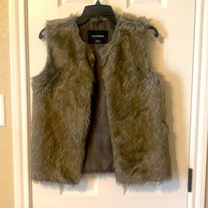 Glamsia Faux Fur Vest